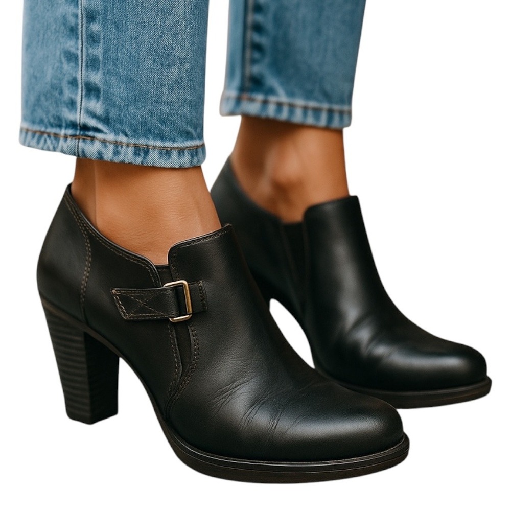 Cliffs By White Mountain Women's Brownish Black Almond‎ Toe Block Heel Size 7.5M